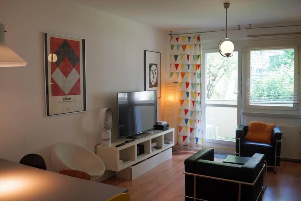 Mitten In Mitte, Ideal Fur Familien Appartamento *