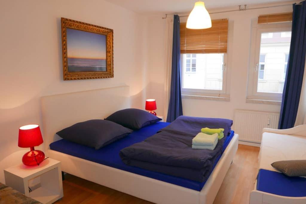 Mitten In Mitte, Ideal Fur Familien Appartamento